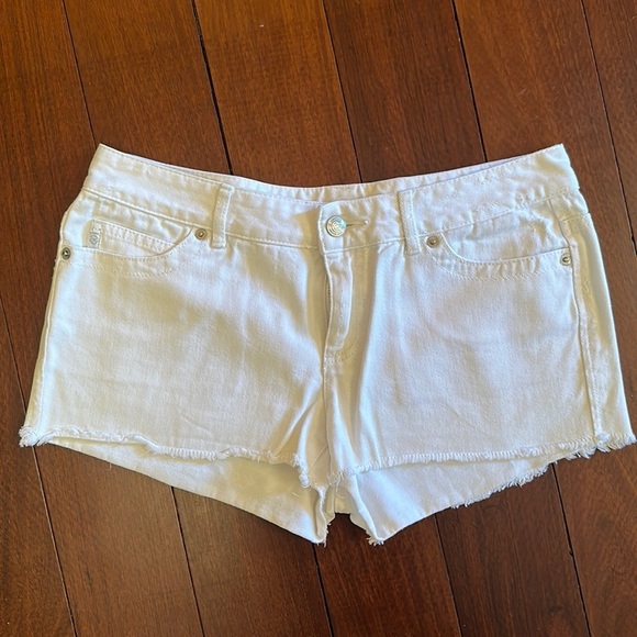 Michael Kors Pants - Michael Kors white denim shorts